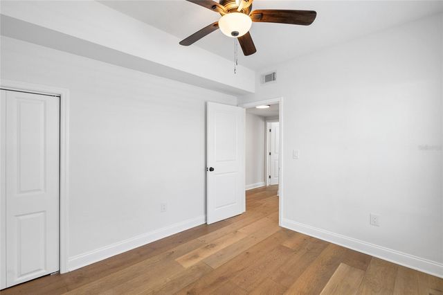 718 34TH AVENUE S, St Petersburg, FL 33705