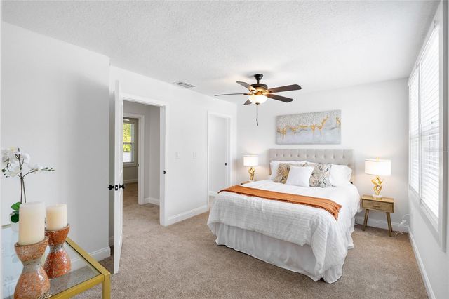 718 34TH AVENUE S, St Petersburg, FL 33705