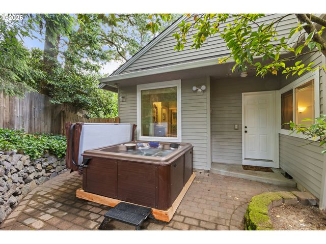 12436 Sw 58TH Ave, Portland, OR 97219