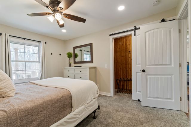 3301 Natural Bridge Rd, Waynesboro, TN 38485