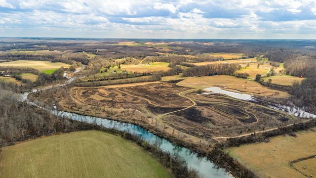 3301 Natural Bridge Rd, Waynesboro, TN 38485