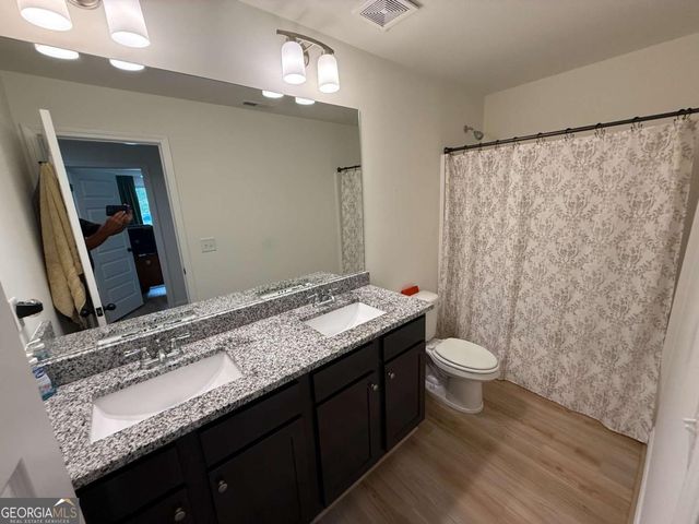 379 Cherryhill Lane, Woodstock, GA 30188
