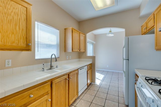 1401 SYCAMORE SPRING Court, Las Vegas, NV 89128