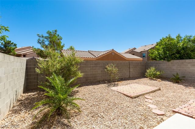 1401 SYCAMORE SPRING Court, Las Vegas, NV 89128