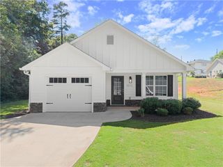 1672 Meadow Lark Lane, Gainesville, GA 30501