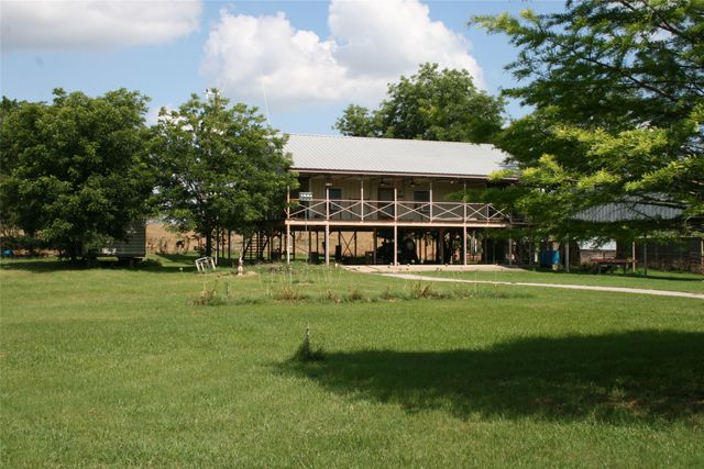430 Rio Road, Millsap, TX 76066