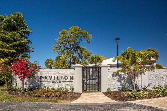 821 Gulf Pavilion DR 206, Naples, FL 34108