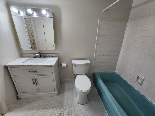 910 Westage At The, Irondequoit, NY 14617