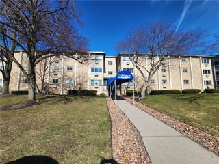 910 Westage At The, Irondequoit, NY 14617