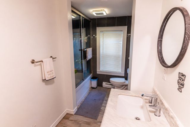 2 Washington St 2, Amesbury, MA 01913
