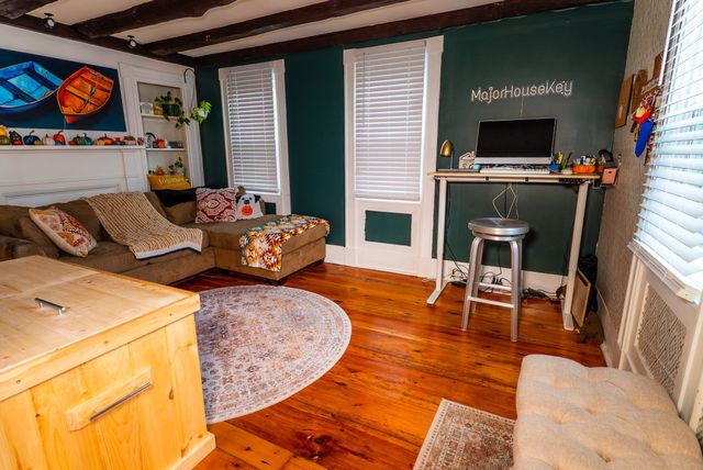 2 Washington St 2, Amesbury, MA 01913