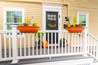 2 Washington St 2, Amesbury, MA 01913