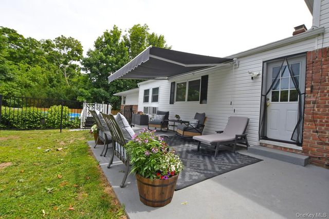 50 Deer Drive, Sound Beach, NY 11789