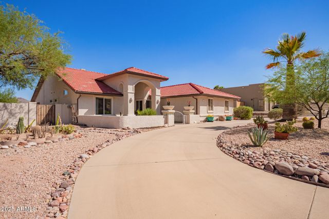 10233 N DEMARET Drive, Fountain Hills, AZ 85268