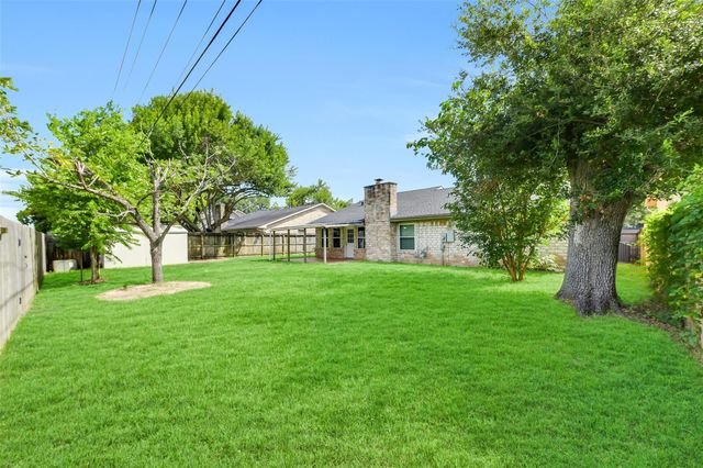 11110 Sagecountry Drive, Houston, TX 77089