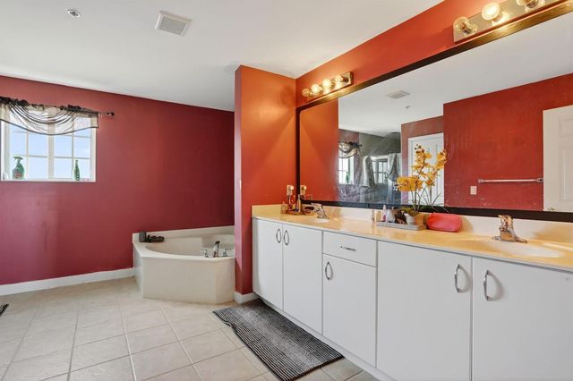 3426 NW 14th Court 3426, Fort Lauderdale, FL 33311