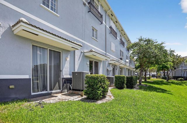 3426 NW 14th Court 3426, Fort Lauderdale, FL 33311