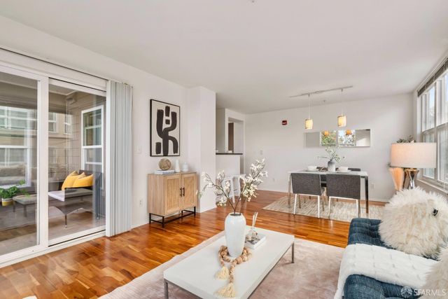 8400 Oceanview Terrace 208, San Francisco, CA 94132