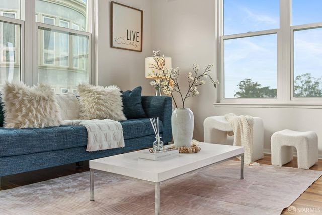 8400 Oceanview Terrace 208, San Francisco, CA 94132