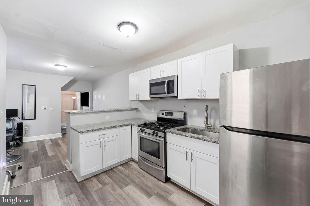 Image 11 of property listing at 2227 LAMOTTE ST, Wilmington, DE 19802