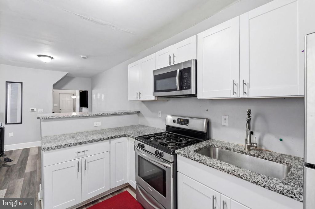 Image 13 of property listing at 2227 LAMOTTE ST, Wilmington, DE 19802