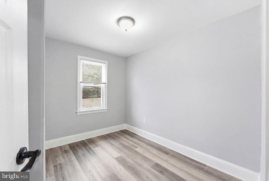 Image 18 of property listing at 2227 LAMOTTE ST, Wilmington, DE 19802