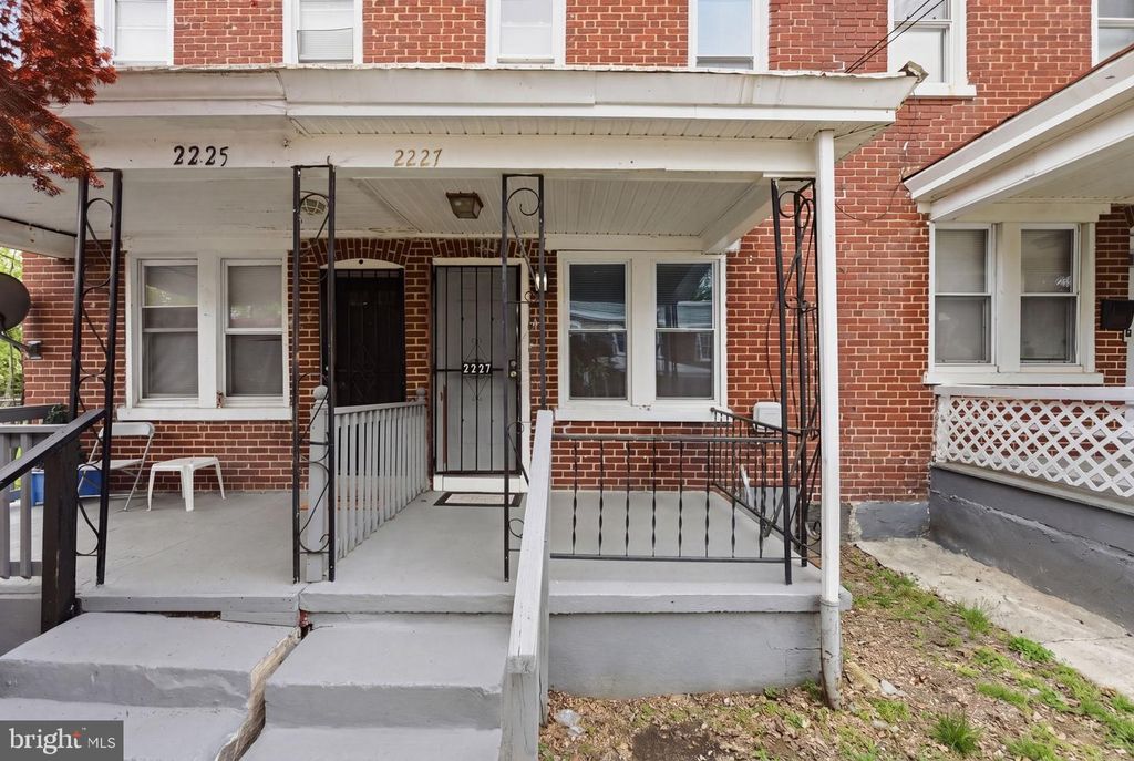 Image 2 of property listing at 2227 LAMOTTE ST, Wilmington, DE 19802