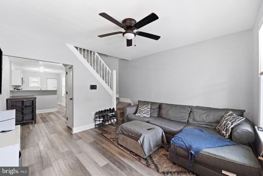 Image 3 of property listing at 2227 LAMOTTE ST, Wilmington, DE 19802