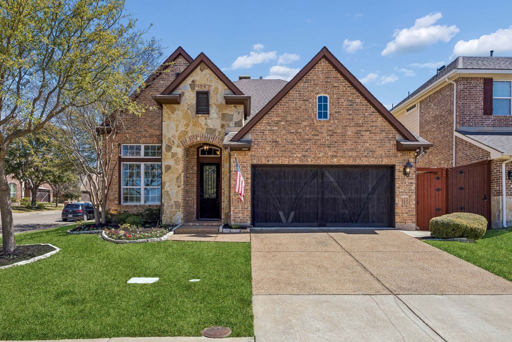 11338 Goddard Court, Dallas, TX 75218