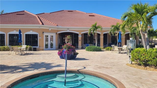 1800 Concordia Lake CIR 2303, Cape Coral, FL 33909