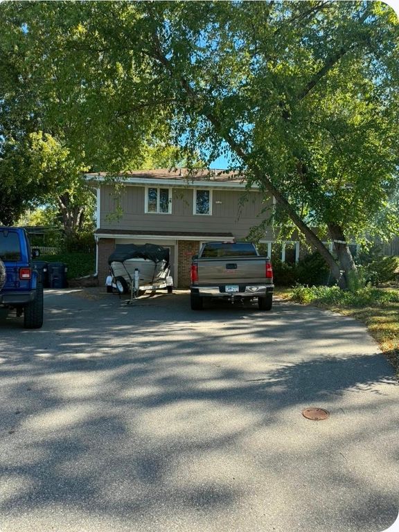 13817 Thomas Avenue S, Burnsville, MN 55337