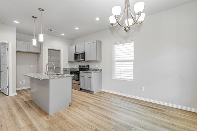 2515 Birdell Court, Fort Worth, TX 76105