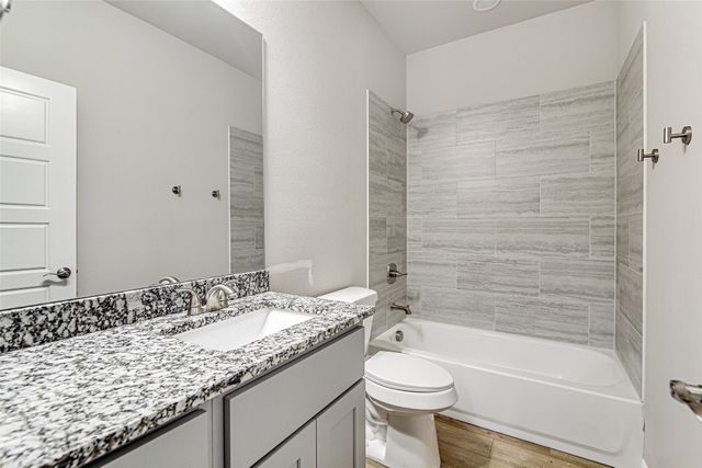 2515 Birdell Court, Fort Worth, TX 76105