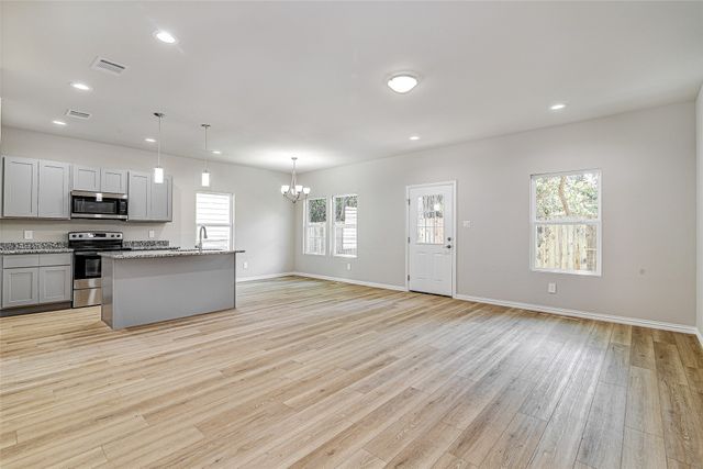 2515 Birdell Court, Fort Worth, TX 76105