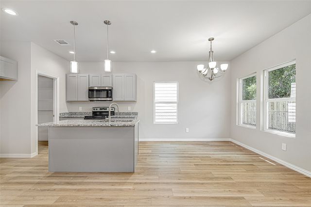 2515 Birdell Court, Fort Worth, TX 76105