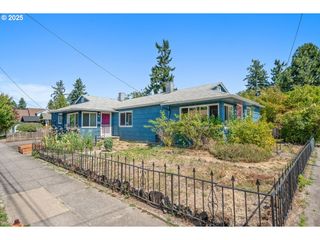 12 Ne 75TH Ave, Portland, OR 97213