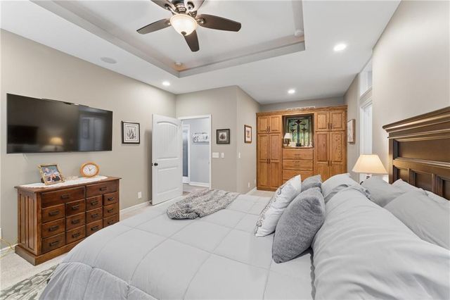 19556 W 105th Terrace, Olathe, KS 66061