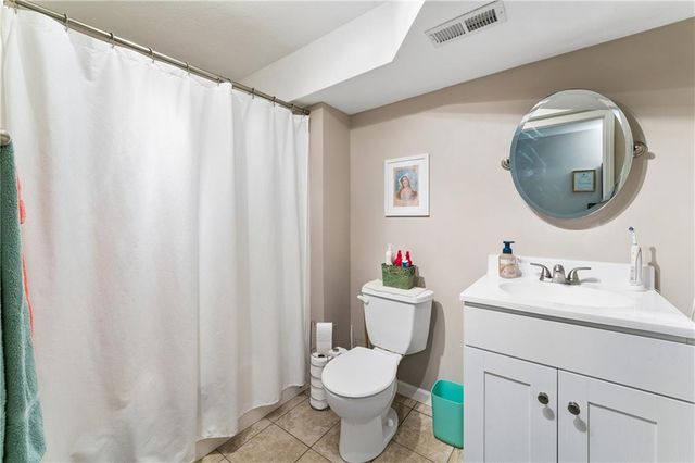 19556 W 105th Terrace, Olathe, KS 66061