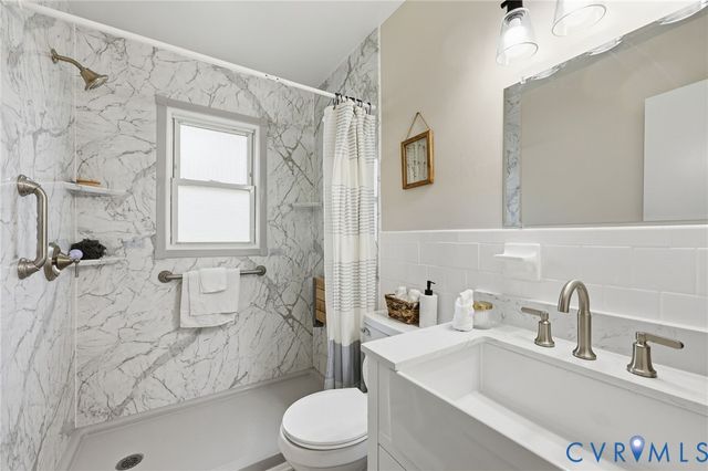 118 N Linden Ave, Highland Springs, VA 23075