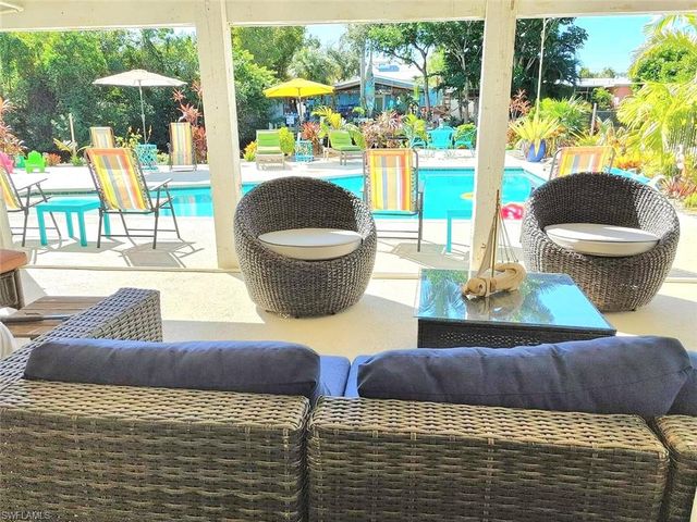 2595 Becca AVE, Naples, FL 34112