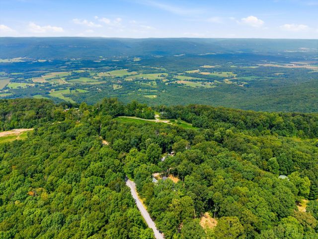 252 Woodland Way, Signal Mountain, TN 37377