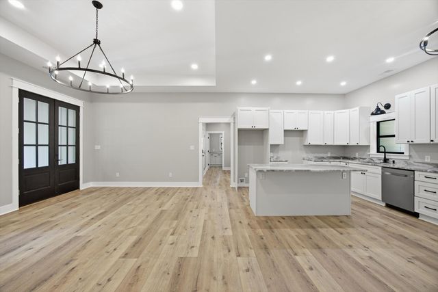 252 Woodland Way, Signal Mountain, TN 37377