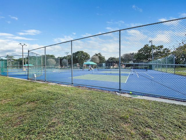 306 3rd Lane, Palm Beach Gardens, FL 33418