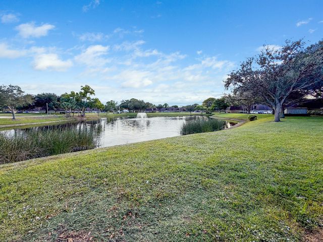 306 3rd Lane, Palm Beach Gardens, FL 33418