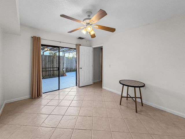 306 3rd Lane, Palm Beach Gardens, FL 33418