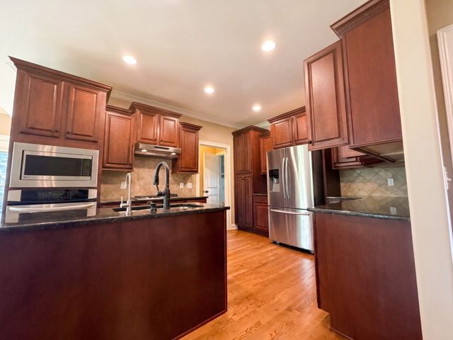 103 Turning Leaf Way, Hendersonville, TN 37075