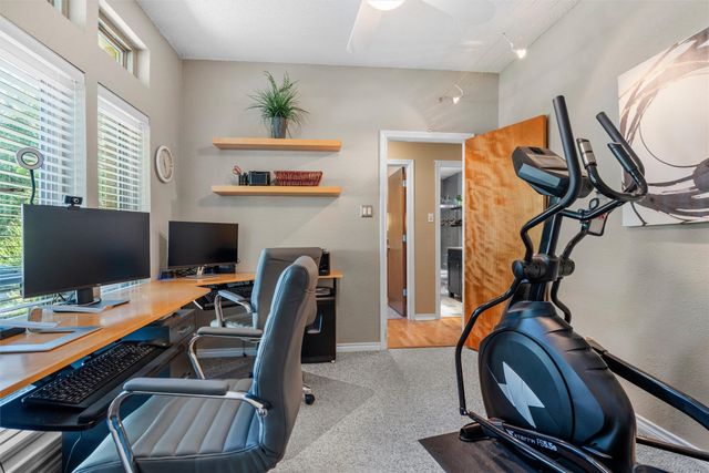 706 Giltin Court, Arlington, TX 76006