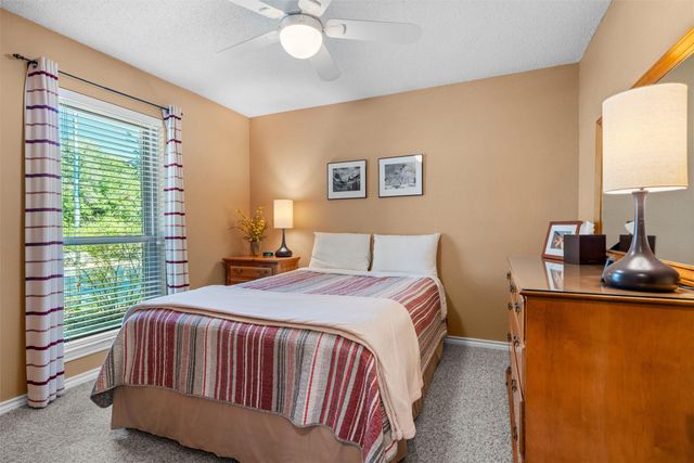 706 Giltin Court, Arlington, TX 76006