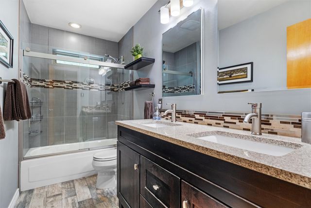 706 Giltin Court, Arlington, TX 76006