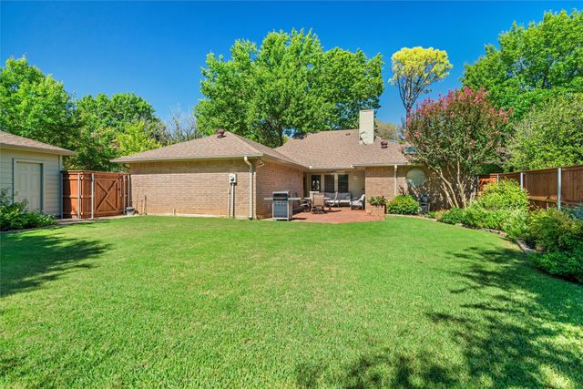 706 Giltin Court, Arlington, TX 76006